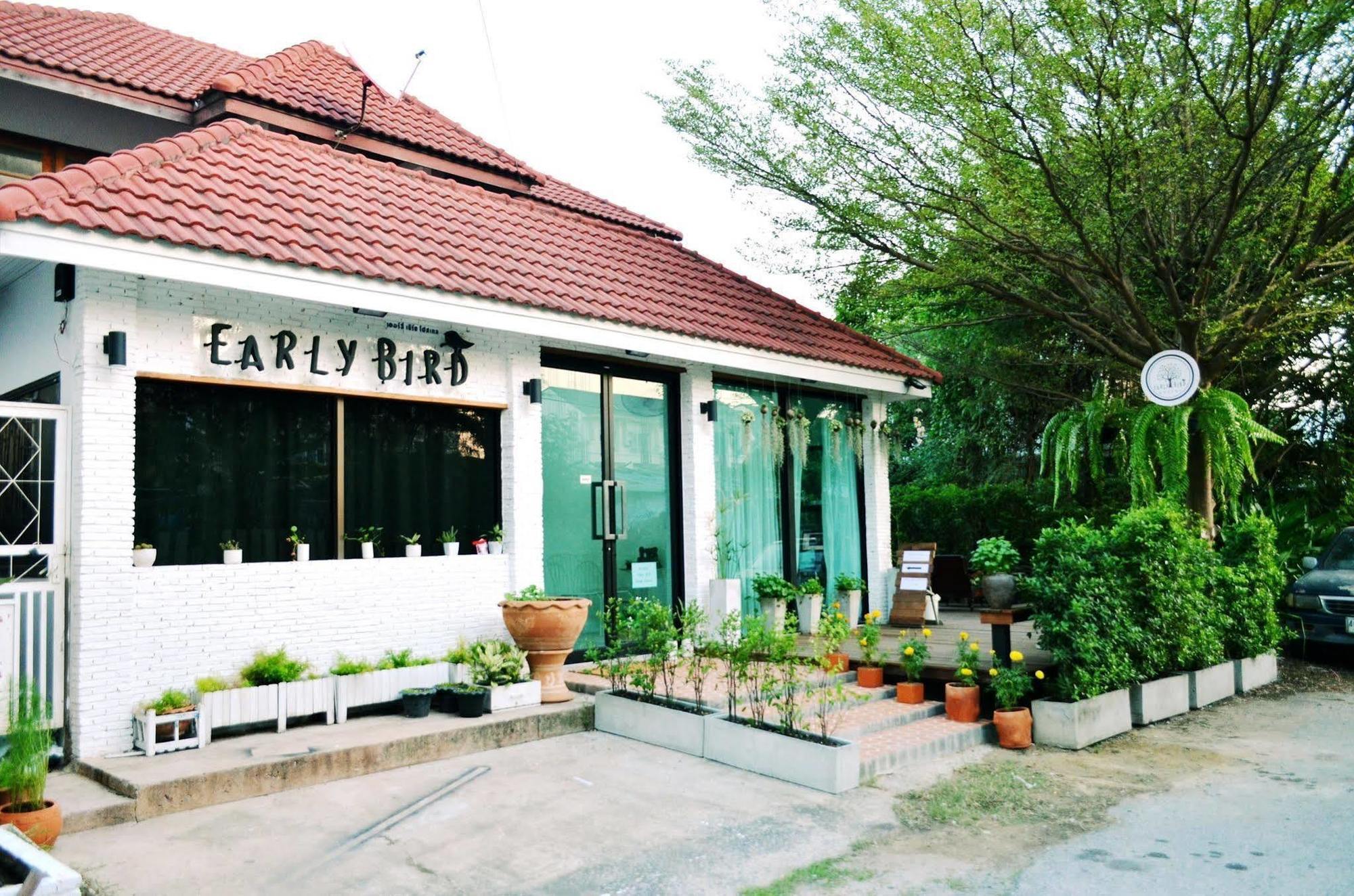 Early Bird Hostel Ayutthaya Dış mekan fotoğraf